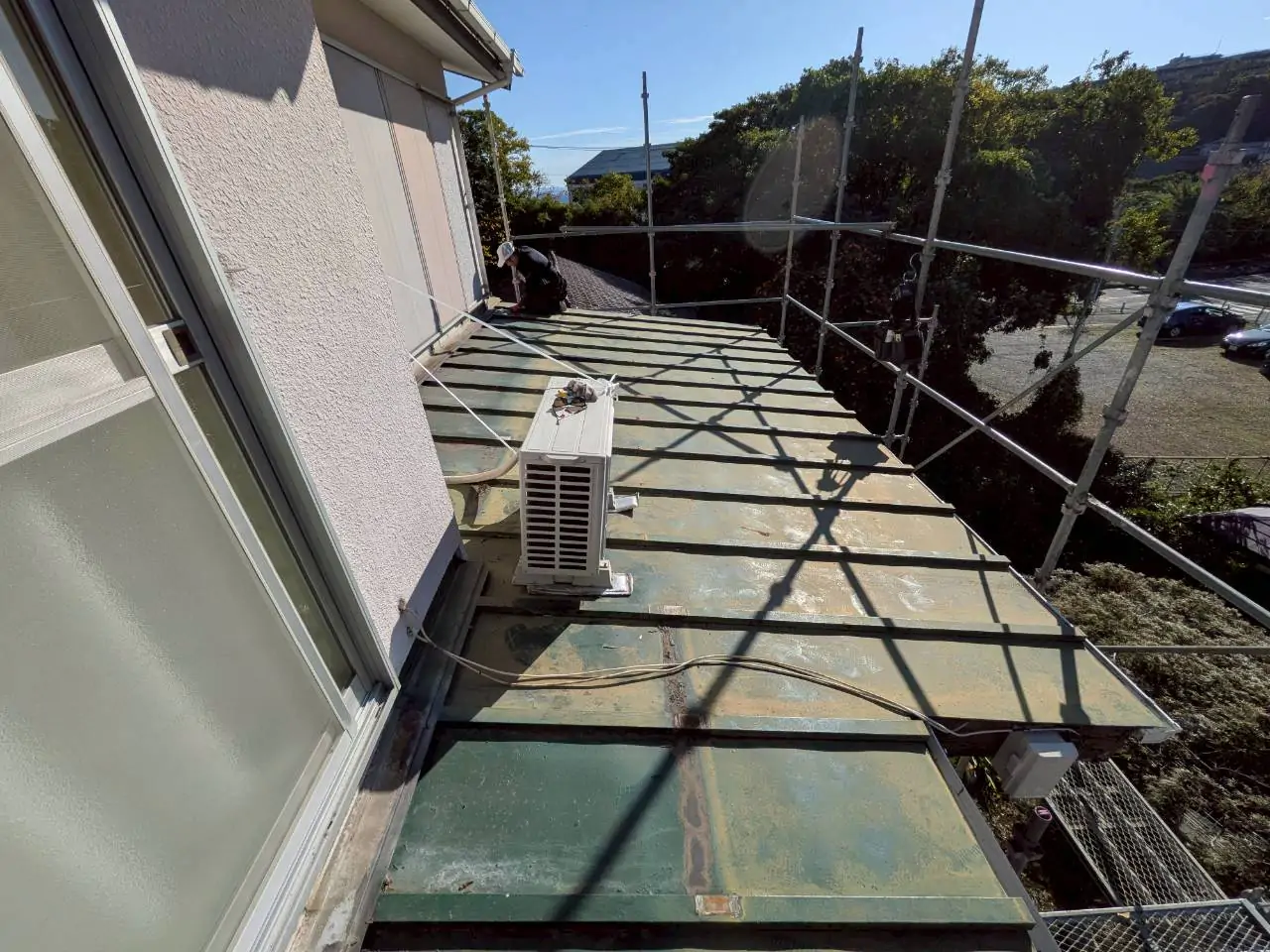 瓦棒から立平へ葺き替え